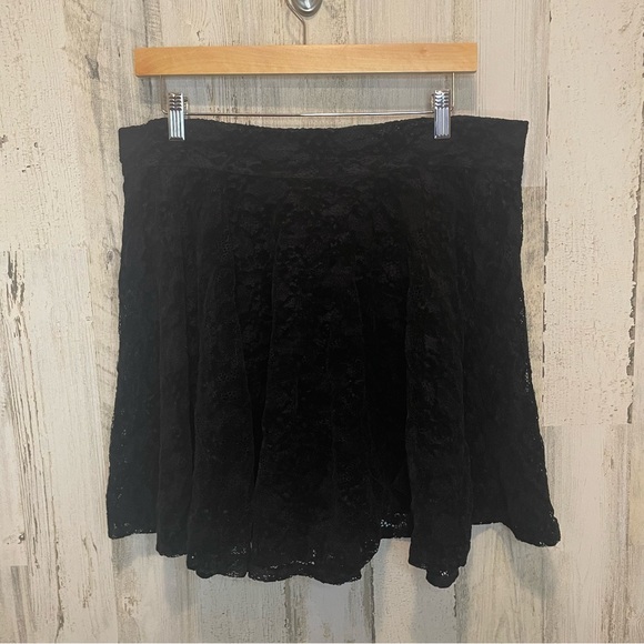 Killstar Dresses & Skirts - Killstar Lace Mini Skirt - Black size XXL